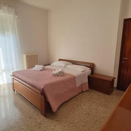 شقة Casa Vesprini *