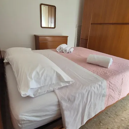 Casa Vesprini Apartamento *