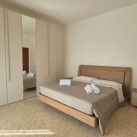 Casa Vesprini * Porto SantʼElpidio