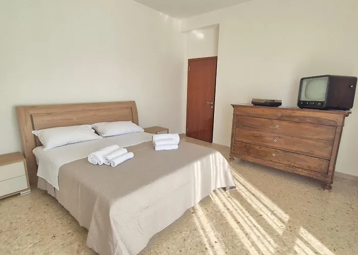 Casa Vesprini * Porto SantʼElpidio